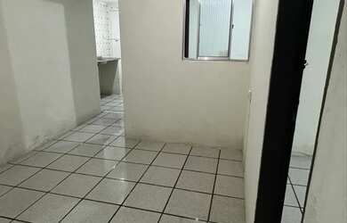 Imagem 6: Aluga se casa térrea ao lado do Riomar no Pina