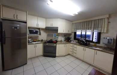 Imagem: O apartamento possui 4 Dormitórios, 4 Banheiros, 4 Vagas na