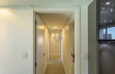 Imagem 11: Apartamento Amplo de 115m² com 3 Dormitórios no Centro de Santa Maria...