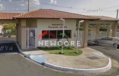 Imagem: A casa em condomínio possui 2 Dormitórios, 1 Banheiro, 2 Vagas