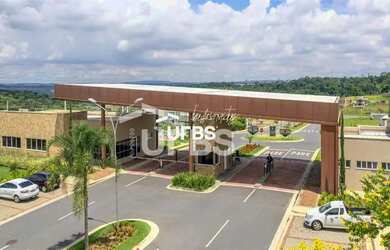 Imagem: O terreno possui 300m² de Área e está localizado em Jardins