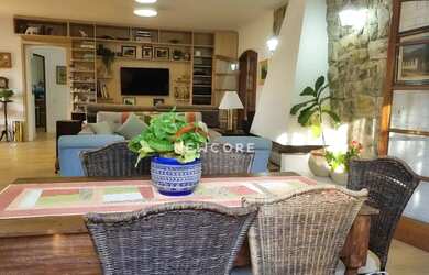 Imagem: Casa de condomínio em Alameda das Cesalpíneas - Ville Chamonix