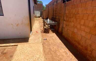 Imagem: A casa em condomínio possui 2 Dormitórios, 1 Banheiro e está