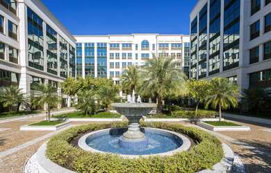 Imagem: O depósito possui 1 Vaga na garagem, 31m² de Área e está