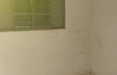 Imagem 3: Galpão/Depósito/Armazém para venda tem 200 metros quadrados