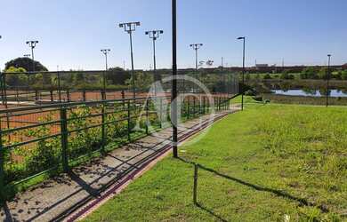 Imagem 7: Terreno a venda, Jardins Veneza, FGR, amplo leve aclive com linda vista...