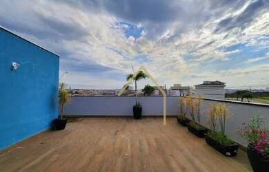 Imagem: A casa em condomínio possui 4 Dormitórios, 3 Banheiros, 4