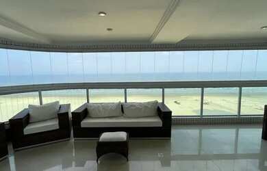 Imagem: O apartamento possui 3 Dormitórios, 5 Banheiros, 2 Vagas na