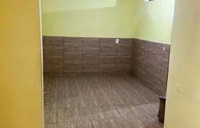 Imagem: A casa possui 2 Dormitórios, 1 Banheiro, 80m² de Área e