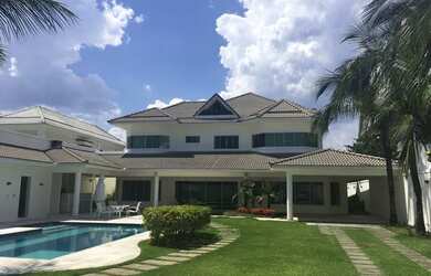 Imagem 4: Casa de condomínio para venda possui 700 metros quadrados com 5 quartos