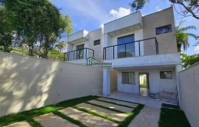 Imagem: A casa e possui 3 Dormitórios, Suítes, 2 Banheiros, 2 Vagas