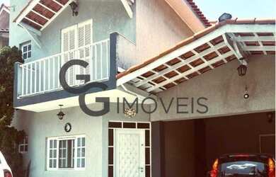 Imagem: A casa possui 3 Dormitórios, 5 Banheiros, 4 Vagas na garagem