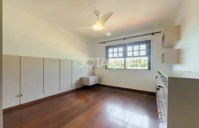 Imagem 15: CASA EM TERRENO DE ESQUINA NO SEMINÁRIO Casa em terreno de esquina no...