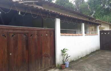 Imagem: A casa em condomínio possui 2 Dormitórios, 1 Banheiro, 2 Vagas