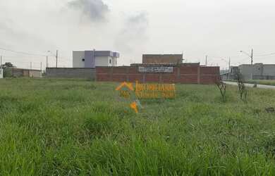 Imagem: O terreno possui 200m² de Área e está localizado em Loteamento