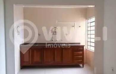 Imagem 10: Casa de rua - / Residencial / Jardim Belém