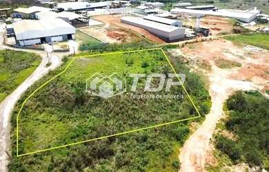 Imagem: O terreno possui 5.384m² de Área e está localizado em Área