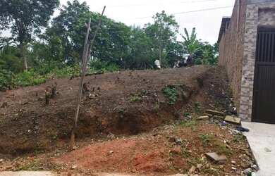 Imagem: O terreno possui 360m² de Área e está localizado em Morada