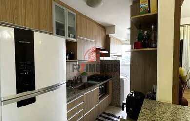 Imagem: O apartamento possui 2 Dormitórios, 2 Banheiros, 2 Vagas na