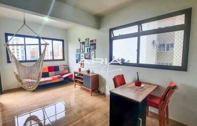 Imagem: O apartamento possui 1 Dormitório, 2 Banheiros, 1 Vaga na garagem