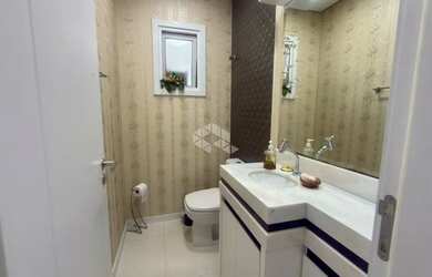 Imagem 13: Dois apartamentos unificados no Centro de Capão da Canoa, com 177 m²...