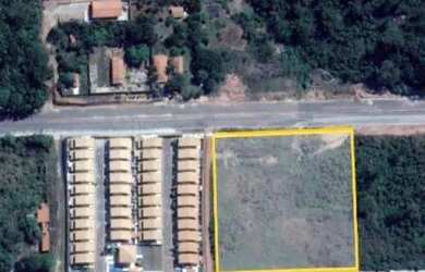 Imagem: O terreno possui 10.000m² de Área e está localizado em Morros