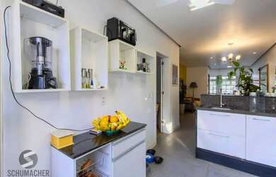 Imagem 11: Sobrado com 2 dormitórios, sendo 1 ampla suíte com banheira de hidromassagem, 2 vagas