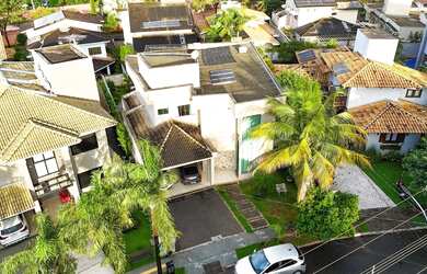 Imagem: A casa em condomínio possui 3 Dormitórios, 4 Banheiros, 2