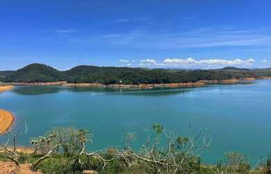 Imagem: O terreno possui 5.000m² de Área e está localizado em Centro