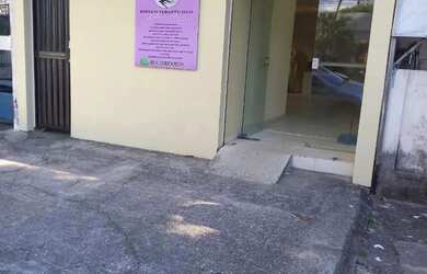 Imagem: O depósito possui 100m² de Área e está localizado em Marco