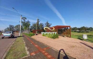 Imagem: O terreno possui 180m² de Área e está localizado em Morada