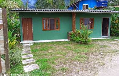 Imagem: A casa possui 2 Dormitórios, 2 Banheiros e 160m² de Área