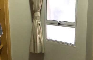 Imagem: A casa possui 4 Dormitórios, 5 Banheiros, 4 Vagas na garagem