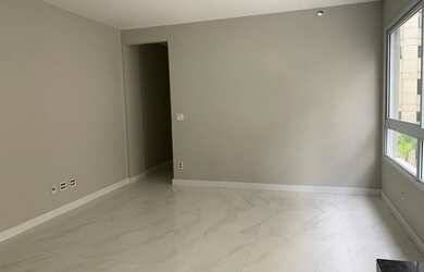 Imagem: O apartamento possui 2 Dormitórios, 2 Banheiros, 2 Vagas na