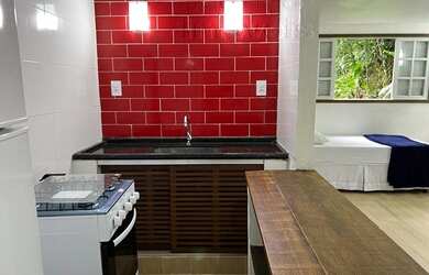 Imagem: A casa possui 1 Dormitório, 1 Banheiro, 2 Vagas na garagem