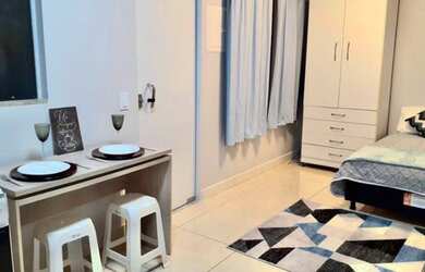 Imagem: A kitnet possui 1 Dormitório, 1 Banheiro, 1 Vaga na garagem