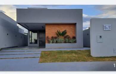 Imagem: A casa em condomínio possui 3 Dormitórios, 3 Banheiros, 2