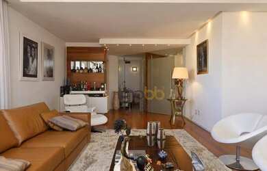 Imagem: O apartamento possui 3 Dormitórios, 4 Banheiros, 3 Vagas na