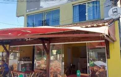 Imagem: A casa possui 5 Dormitórios, 5 Banheiros e 512m² de Área