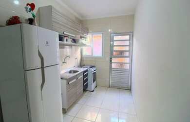 Imagem: A casa possui 2 Dormitórios, 2 Banheiros, 1 Vaga na garagem