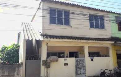 Imagem: A casa possui 1 Dormitório, 1 Banheiro e está localizado em