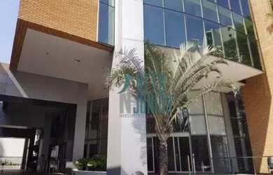 Imagem: O depósito possui 5 Vagas na garagem, 200m² de Área e está