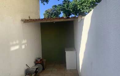 Imagem 8: Aluguel de casa. Varanda, 1 Vaga na garageme1 Dormitório