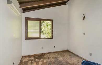 Imagem 10: Casa em Medianeira. Piscina, Churrasqueira, Área de serviçoeLareira