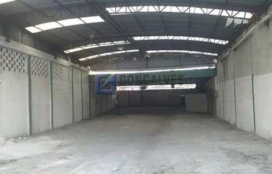 Imagem: O depósito possui 493m² de Área e está localizado em Vila