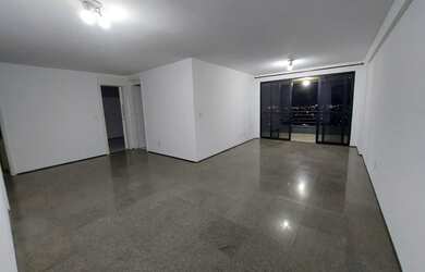 Imagem: O apartamento possui 4 Dormitórios, 4 Banheiros, 2 Vagas na