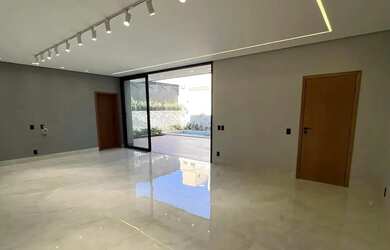 Imagem 3: Sobrado no mirante do lago