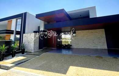 Imagem: A casa em condomínio possui 3 Dormitórios, 5 Banheiros, 4