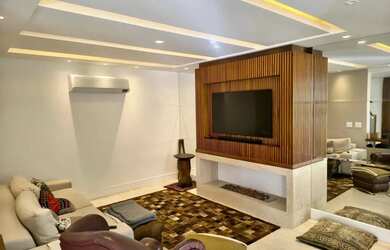 Imagem 2: Casa triplex à venda no Valparaiso, Petrópolis Rj , 4 suítes e 2 vagas de garagem