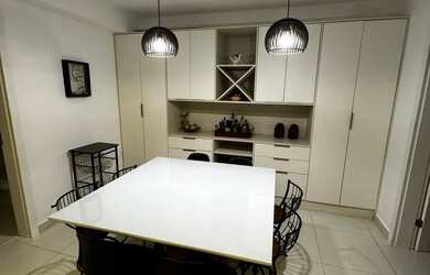 Imagem: O apartamento possui 3 Dormitórios, 2 Banheiros, 2 Vagas na